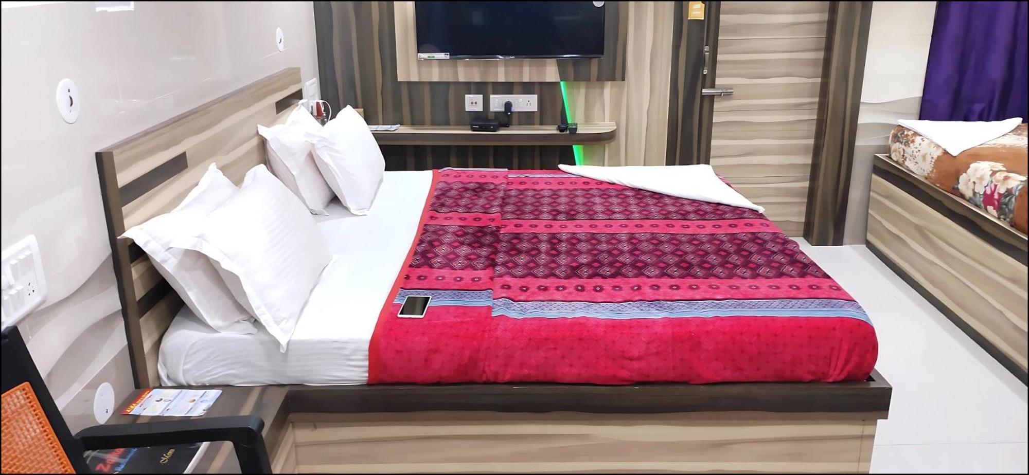 Ln Beach Homestay Puri Kültér fotó
